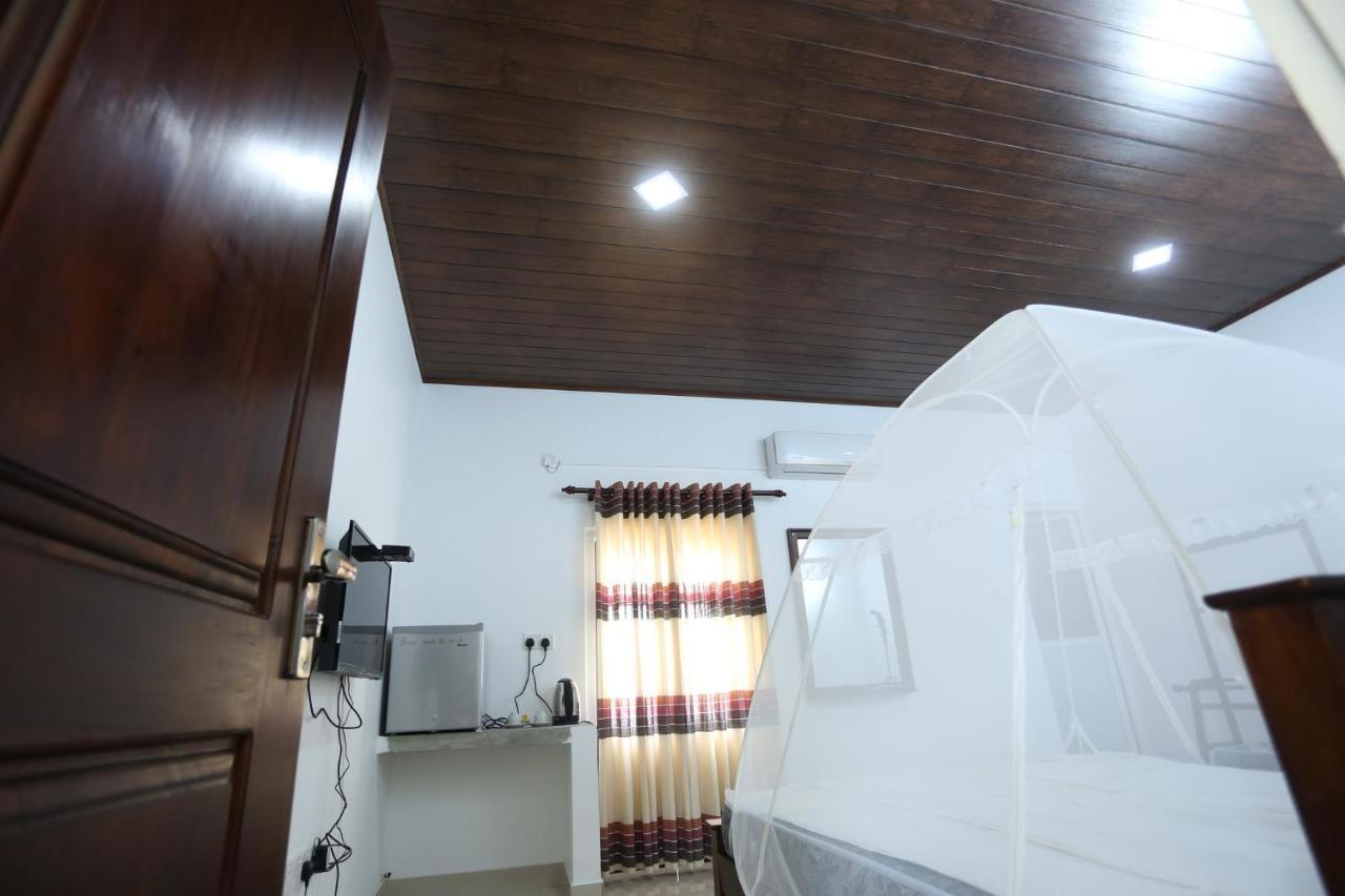 Optimum Residencies Bed & Breakfast Negombo Dış mekan fotoğraf